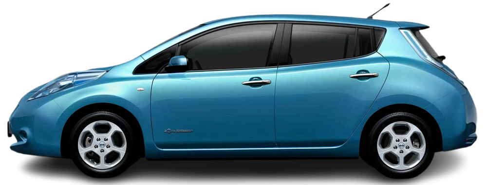 Фотография Nissan Leaf 30 kWh (2015-2018) сбоку на прозрачном фоне