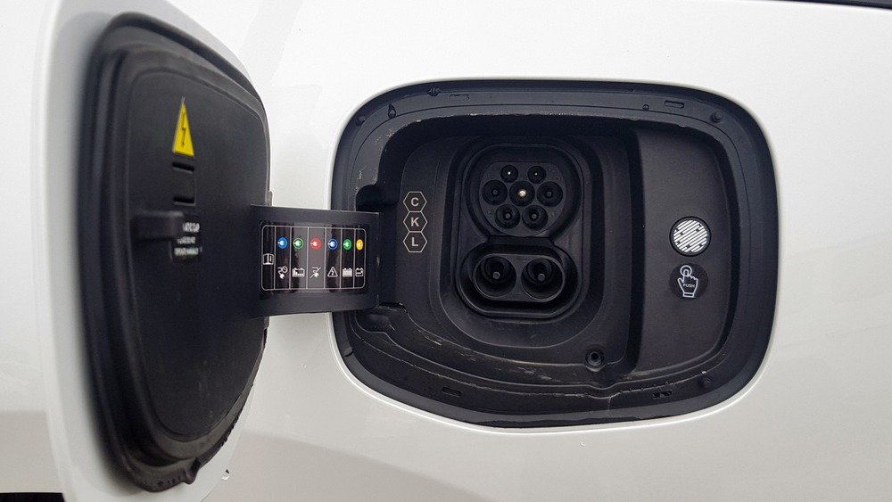 Zeekr 7X Performance AWD (2025-...) порт для зарядки (Европа), зарядка, разъем, штекер, коннектор