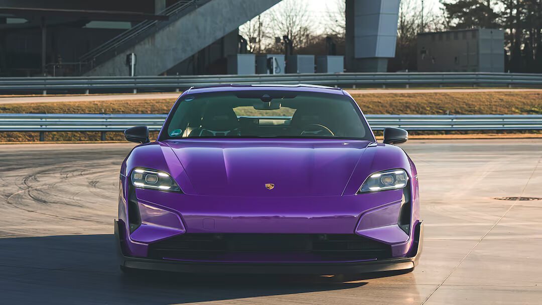Porsche Taycan Turbo GT Weissach Package (2024-…) передняя часть, решетка радиатора, фары, бампер, экстерьер