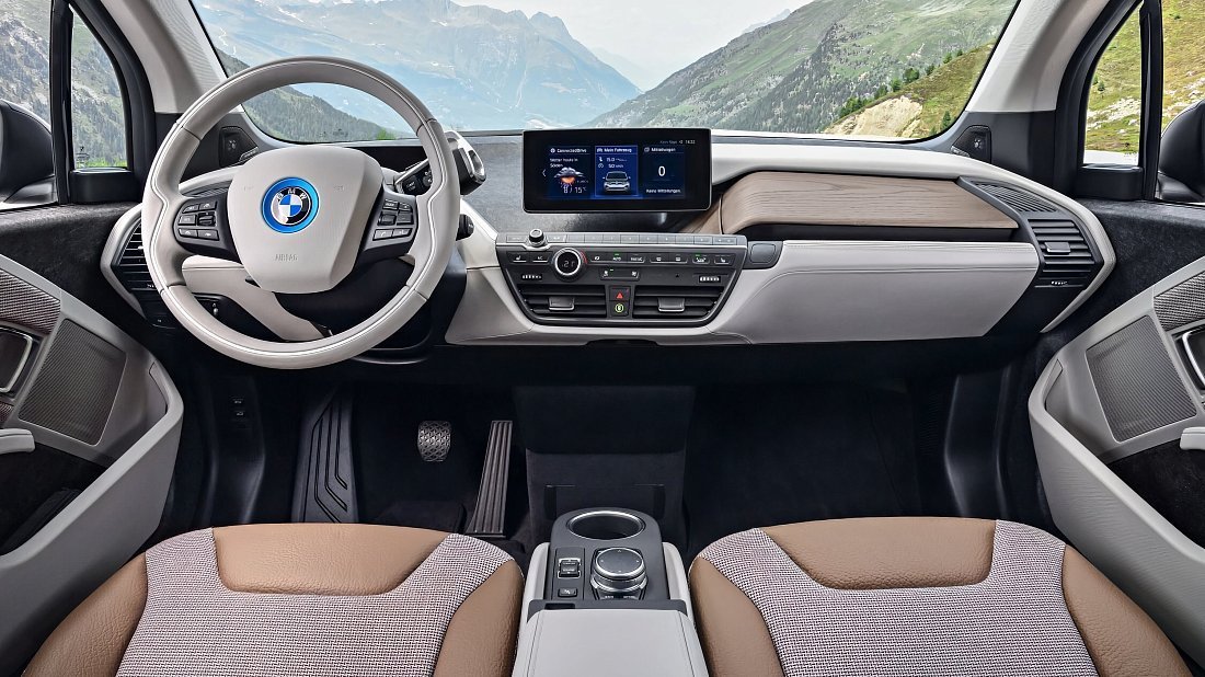 Фото BMW i3 BEV 94 Ah (2017-2018) интерьер
