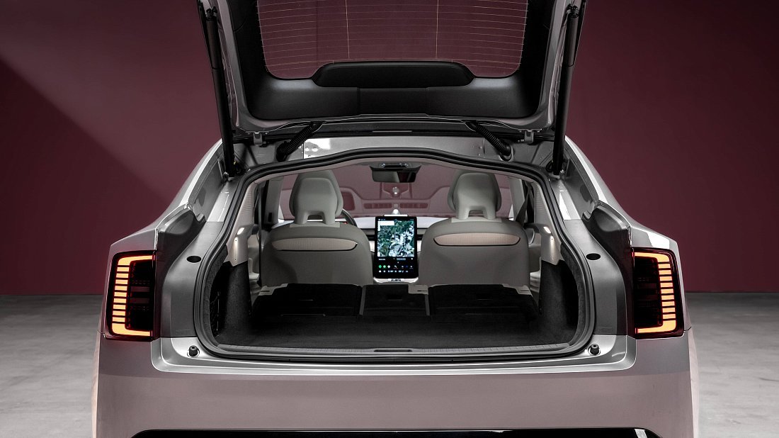 Volvo ES90 Twin Motor Performance (2025-…) багажник, увеличенный объем, сиденья сложены, максимальный объем, максимальный груз, максимальная вместимость, максимальное пространство для хранения