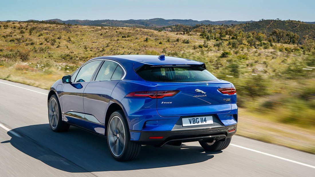 Jaguar I-Pace EV320 (2020-2024) задняя часть в три четверти, вид в три четверти, диагональ, экстерьер