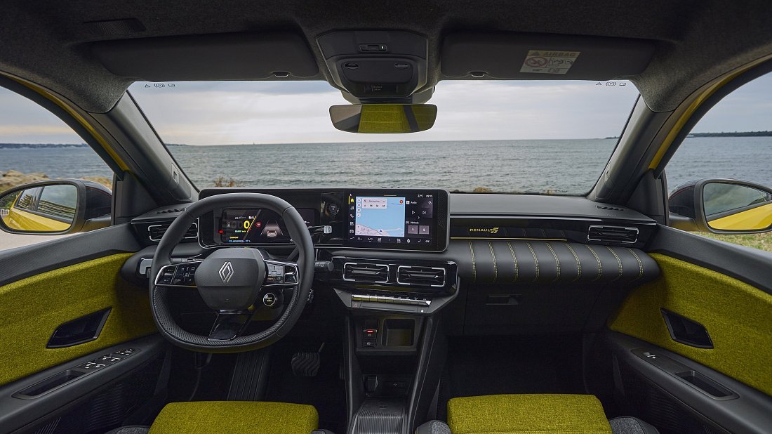 Renault 5 E-Tech EV40 95hp (2025-...) интерьер, переднее сиденье, водительское сиденье, приборная панель, рулевое колесо, информационно-развлекательная система, кокпит