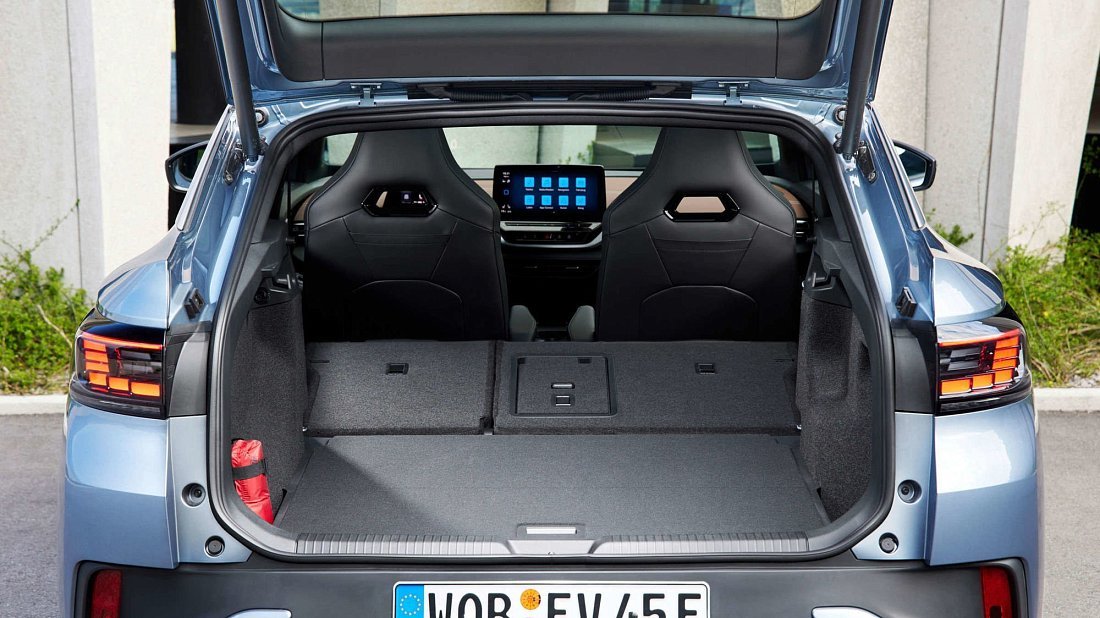 Фото Volkswagen ID.5 Pure (2024-…) разложенный багажник
