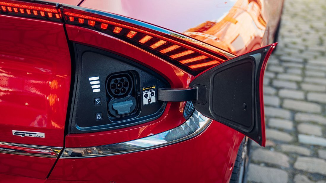 Kia EV6 GT (2022-2024) порт для зарядки (Европа), зарядка, разъем, штекер, коннектор