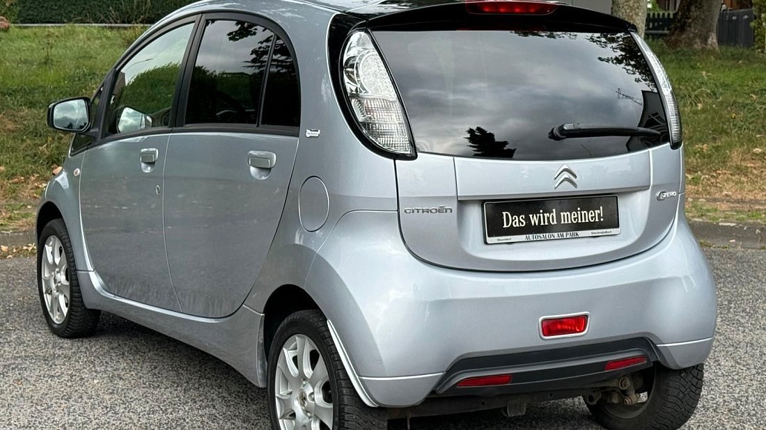 Citroën C-Zero Gen 1 (2010-2020) задняя часть в три четверти, вид в три четверти, диагональ, экстерьер