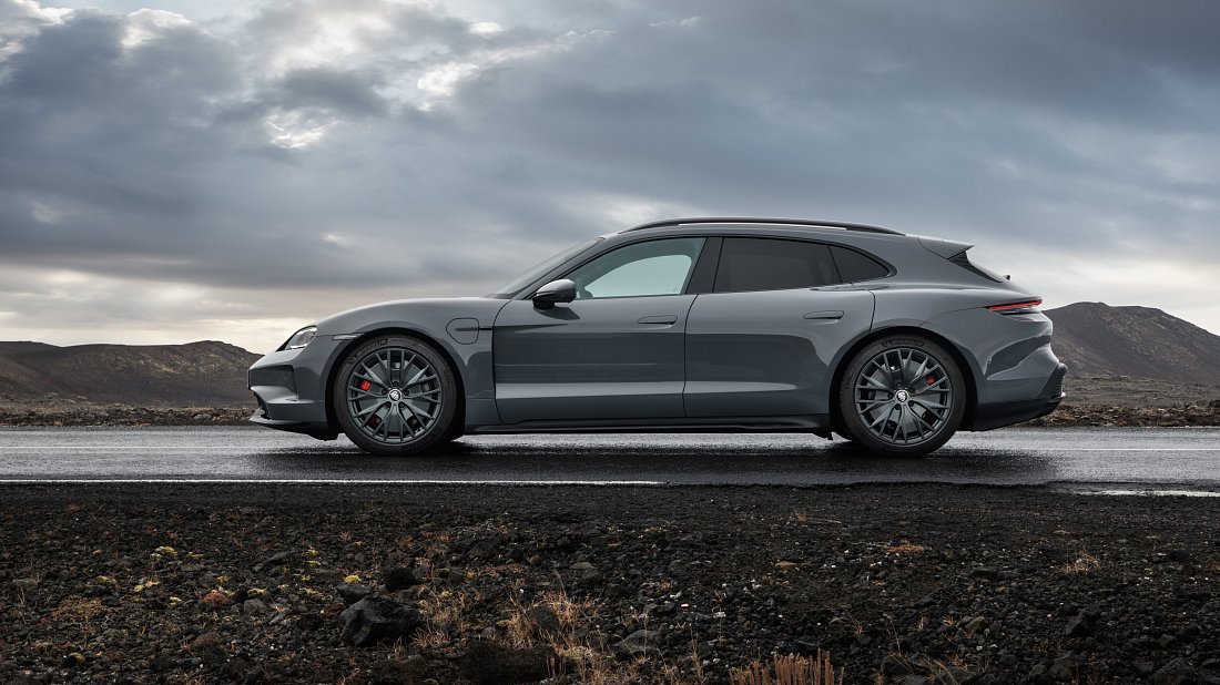 Porsche Taycan GTS Sport Turismo (2024-...) вид сбоку, силуэт, двери, колеса, экстерьер