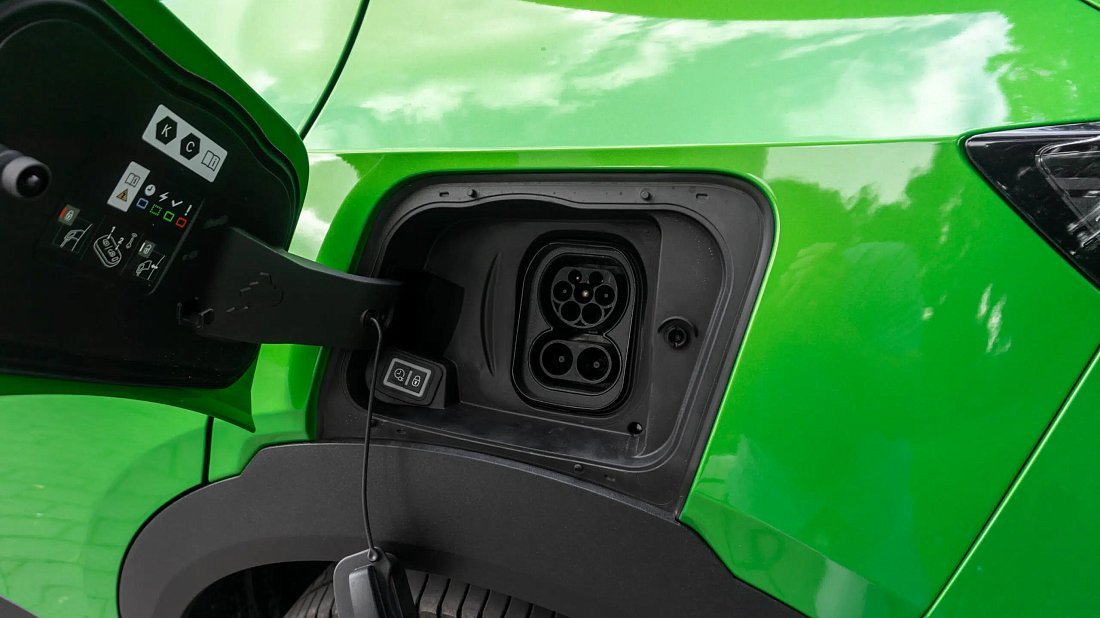 Opel Mokka Electric 54 kWh (2023-…) порт для зарядки (Европа), зарядка, разъем, штекер, коннектор