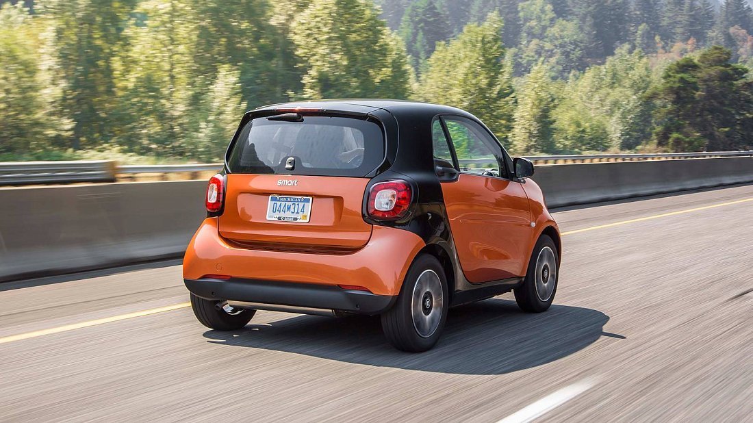 Smart EQ fortwo coupe (2017-2019) задняя часть в три четверти, вид в три четверти, диагональ, экстерьер