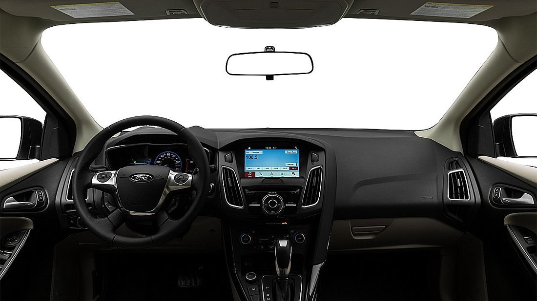 Ford Focus Electric 33 kWh (2017-2018) интерьер, переднее сиденье, водительское сиденье, приборная панель, рулевое колесо, информационно-развлекательная система, кокпит