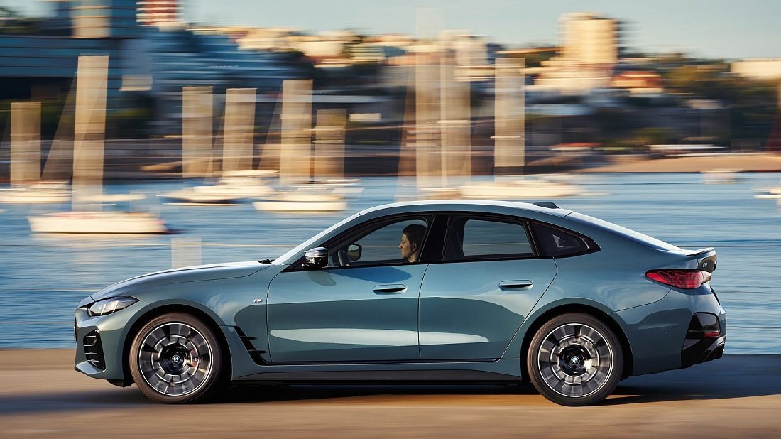 BMW i4 M50 (2024-…) вид сбоку, силуэт, двери, колеса, экстерьер