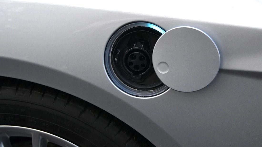 Ford Focus Electric 23 kWh (2011-2017) порт для зарядки (Европа), зарядка, разъем, штекер, коннектор