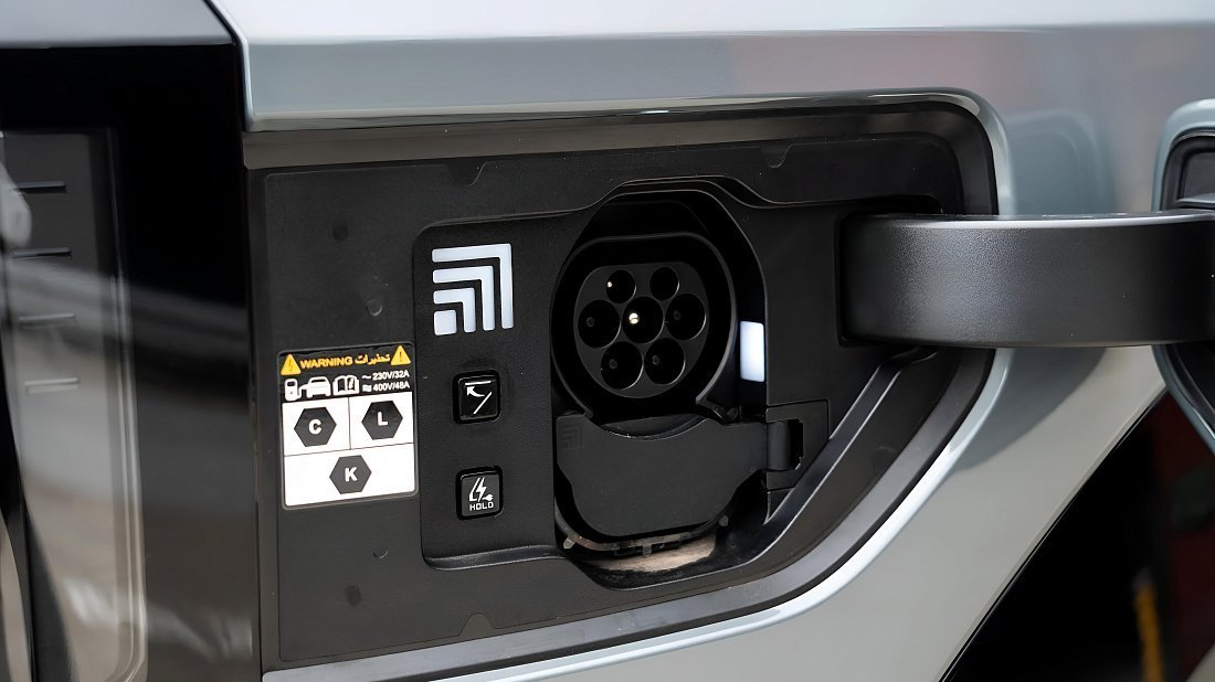 Kia EV9 Long Range AWD (2023-…) порт для зарядки (Европа), зарядка, разъем, штекер, коннектор