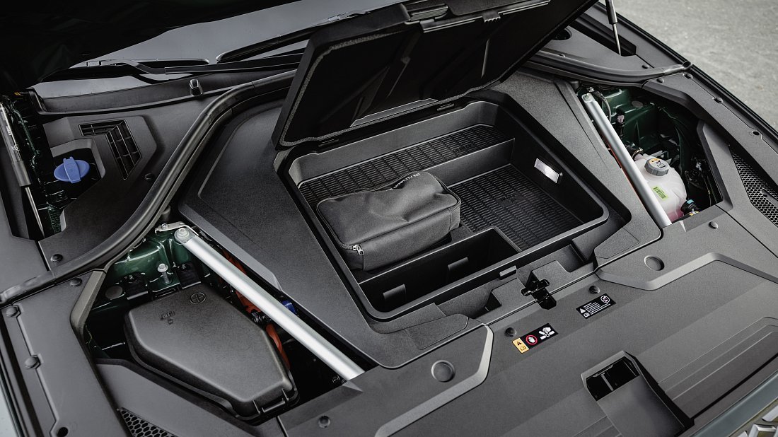 Фото Genesis Electrified GV70 AWD (2025-…) передний багажник (frunk)