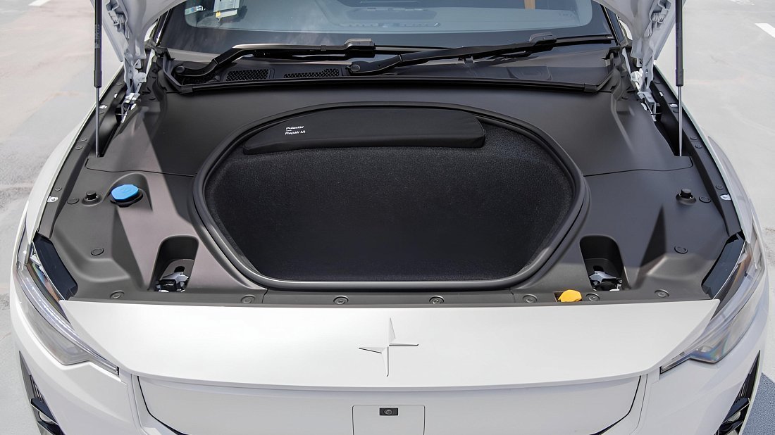 Polestar 2 Long Range Dual Motor (2023-…) передний багажник (frunk), под капотом, место для хранения, груз, вместимость, дополнительное пространство