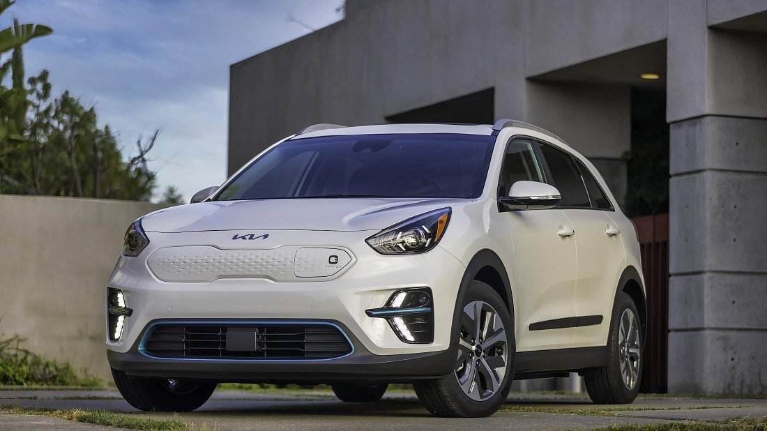Kia Niro EV Long Range (2018-2022) передняя часть, решетка радиатора, фары, бампер, экстерьер