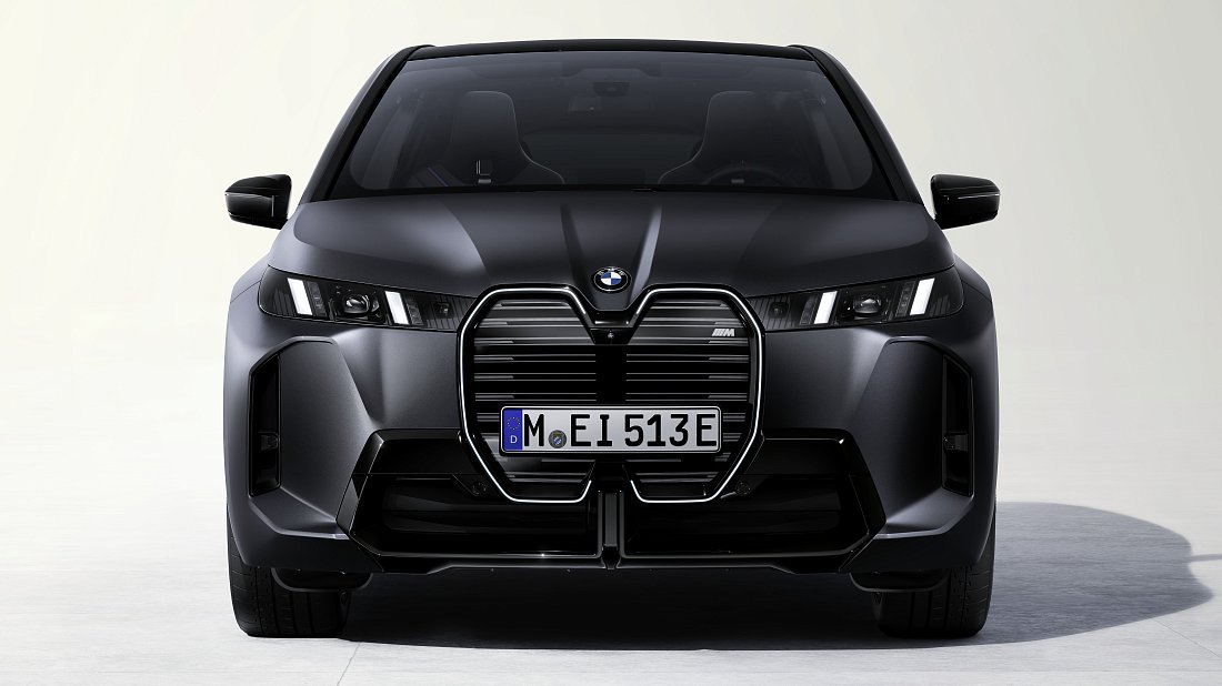 BMW iX M70 xDrive (2025-...) передняя часть, решетка радиатора, фары, бампер, экстерьер