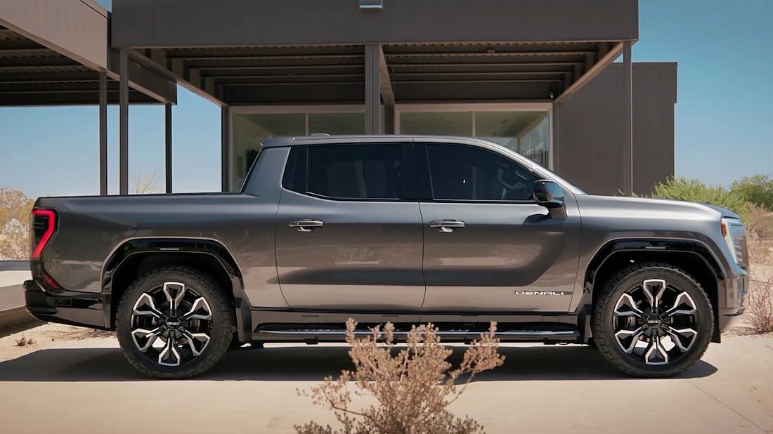 GMC Sierra EV Denali Edition 1 (2024-2025) вид сбоку, силуэт, двери, колеса, экстерьер