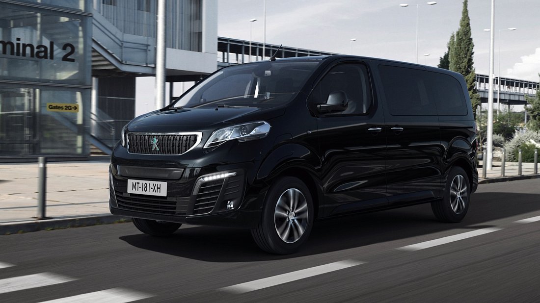 Peugeot e-Traveller Long 50 kWh (2020-…) вид спереди, спереди сбоку, по диагонали, экстерьер