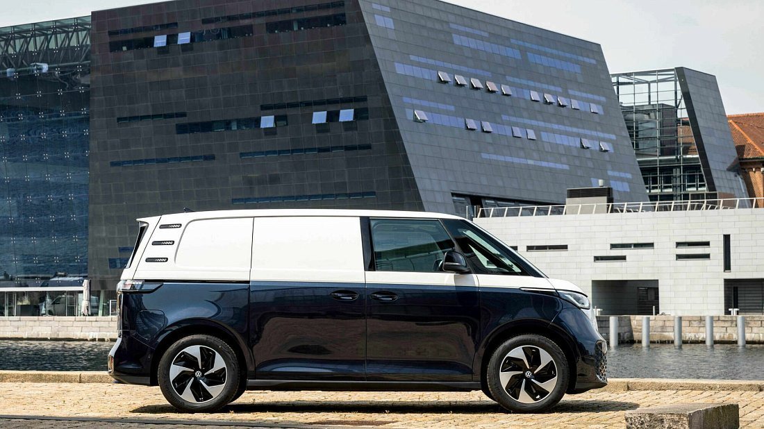 Volkswagen ID.Buzz Cargo Pro 4MOTION (2024-…) вид сбоку, силуэт, двери, колеса, экстерьер