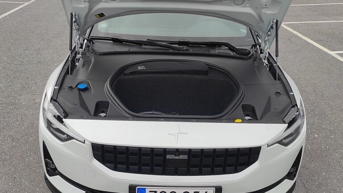 Polestar 2 Standard Range Single Motor (2022-2023) передний багажник (frunk), под капотом, место для хранения, груз, вместимость, дополнительное пространство