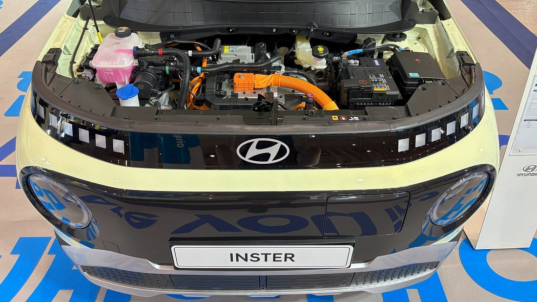 Hyundai Casper (Inster) Electric Standard Range (2024-...) передний багажник (frunk), под капотом, место для хранения, груз, вместимость, дополнительное пространство