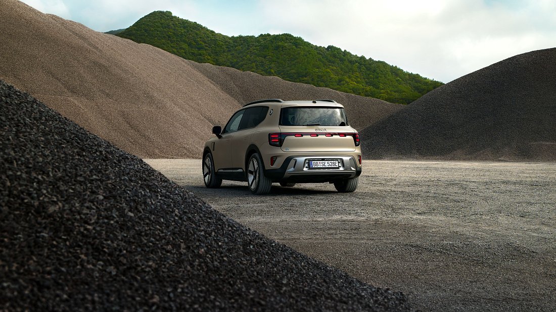 Smart #5 Premium (2025-…) задняя часть в три четверти, вид в три четверти, диагональ, экстерьер