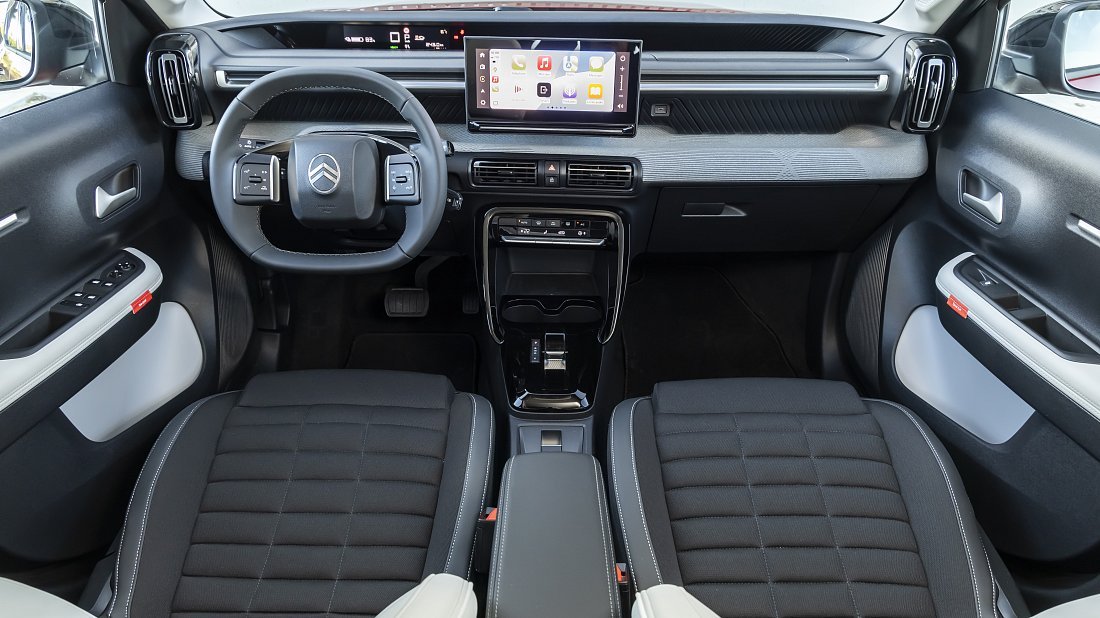 Фото Citroën e-C3 Aircross Comfort Range (2024-…) интерьер
