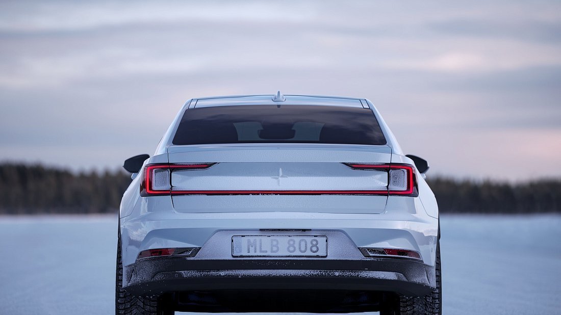 Polestar 2 Long Range Single Motor (2023-…) вид сзади, задние фонари, багажник, спойлер, эмблема, бампер, экстерьер