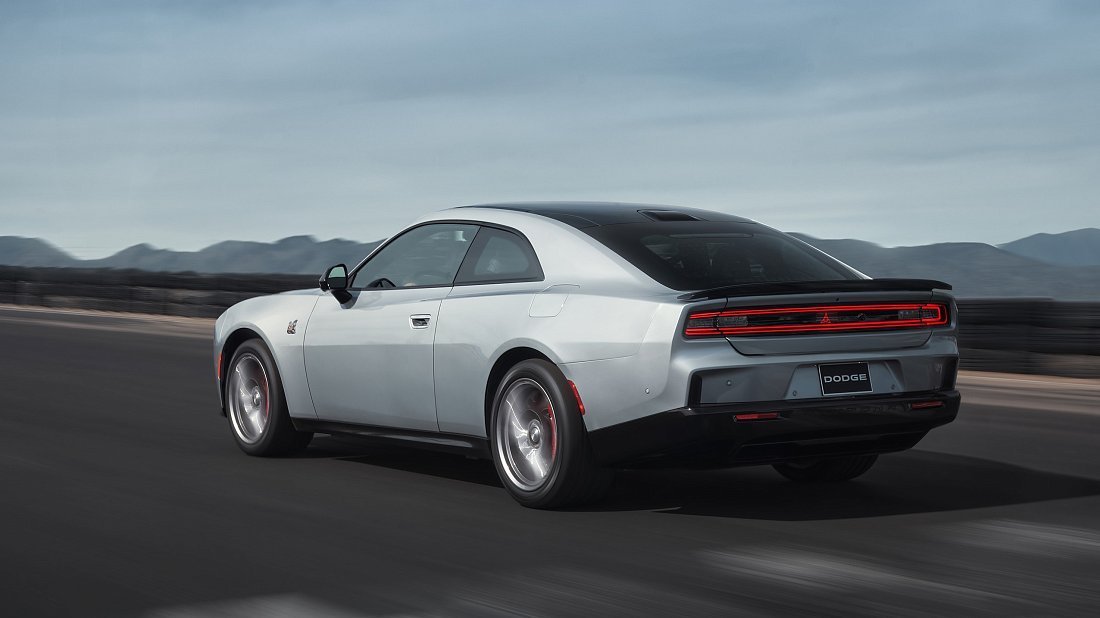 Dodge Charger Daytona 2DR R/T (2024-...) задняя часть в три четверти, вид в три четверти, диагональ, экстерьер