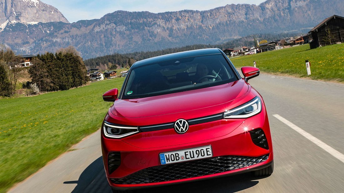 Volkswagen ID.5 GTX (2022-2023) передняя часть, решетка радиатора, фары, бампер, экстерьер