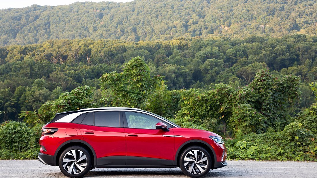 Volkswagen ID.4 AWD Pro (2021-2023) вид сбоку, силуэт, двери, колеса, экстерьер