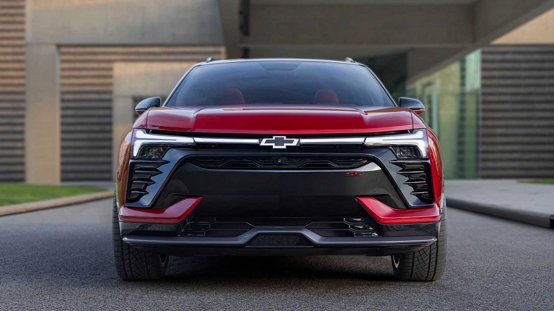 Chevrolet Blazer EV Performance AWD (2024-…) передняя часть, решетка радиатора, фары, бампер, экстерьер