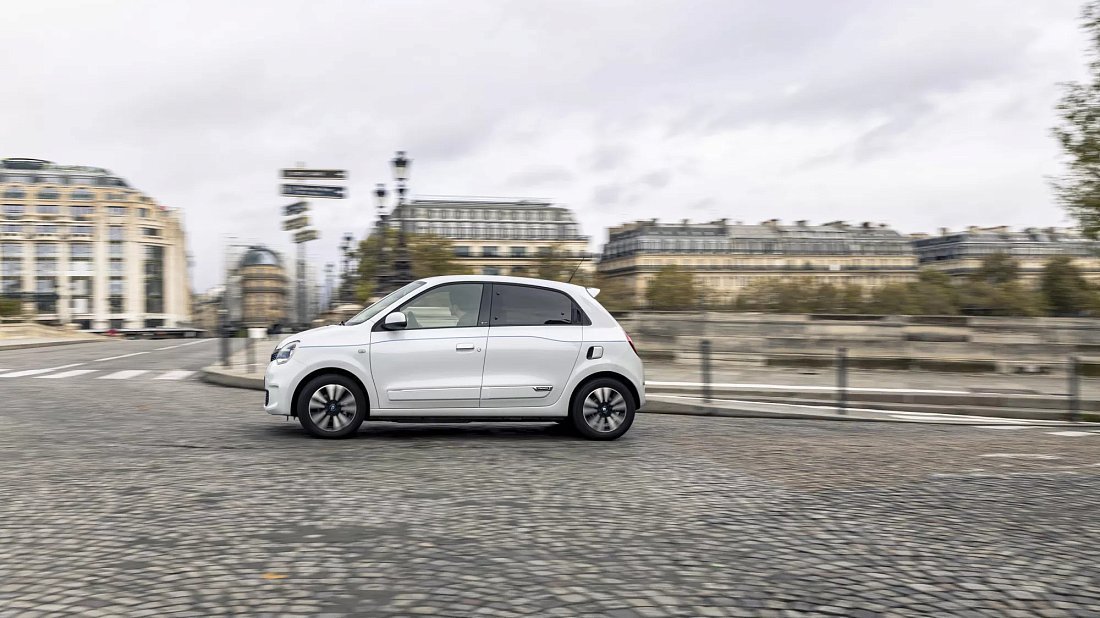 Renault Twingo Z.E. (2020-2024) вид сбоку, силуэт, двери, колеса, экстерьер