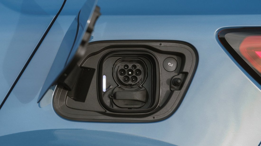 Volvo C40 Recharge (EC40) Single Motor Extended Range (2022-...) порт для зарядки (Европа), зарядка, разъем, штекер, коннектор
