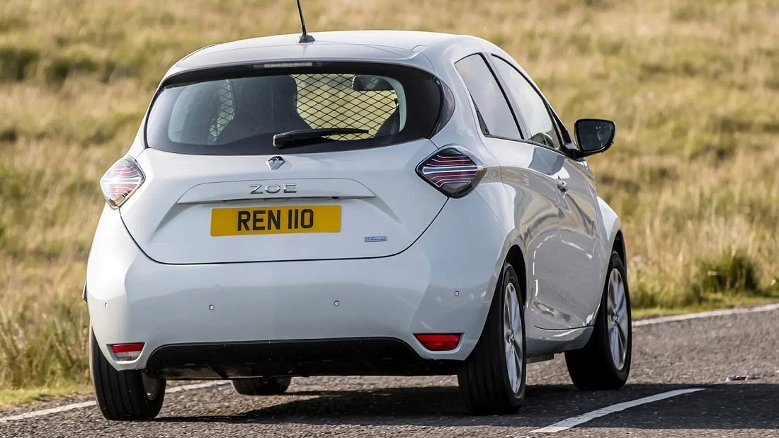 Renault Zoe Van Z.E. 50 R110 (2020-2023) вид сзади, задние фонари, багажник, спойлер, эмблема, бампер, экстерьер