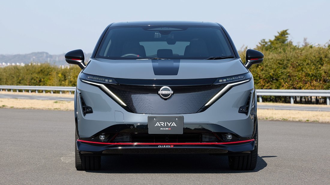 Фото Nissan Ariya 87 kWh e-4ORCE AWD Nismo (2024-…) вид спереди
