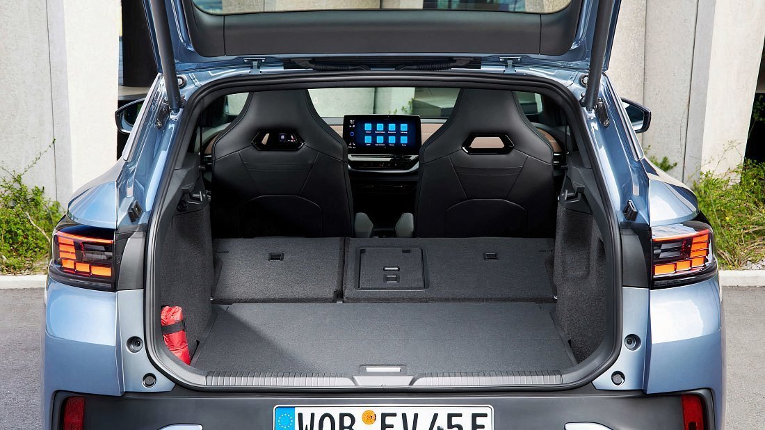 Фото Volkswagen ID.5 Pro (2022-2023) разложенный багажник