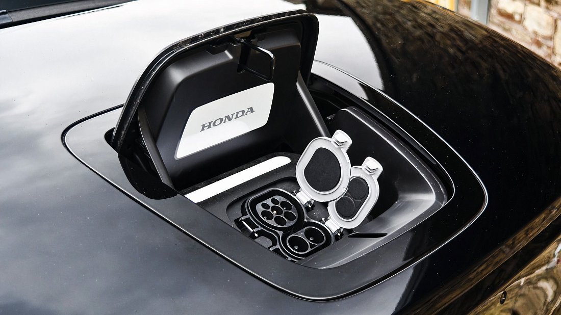 Honda e (2020-2022) порт для зарядки (Европа), зарядка, разъем, штекер, коннектор