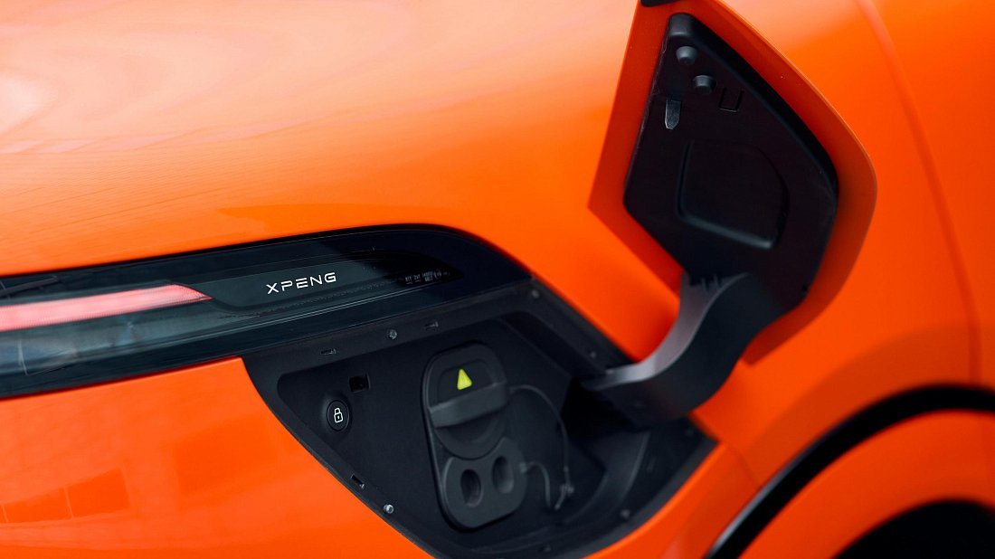 XPENG G6 RWD Standard Range (2024-...) порт для зарядки (Европа), зарядка, разъем, штекер, коннектор
