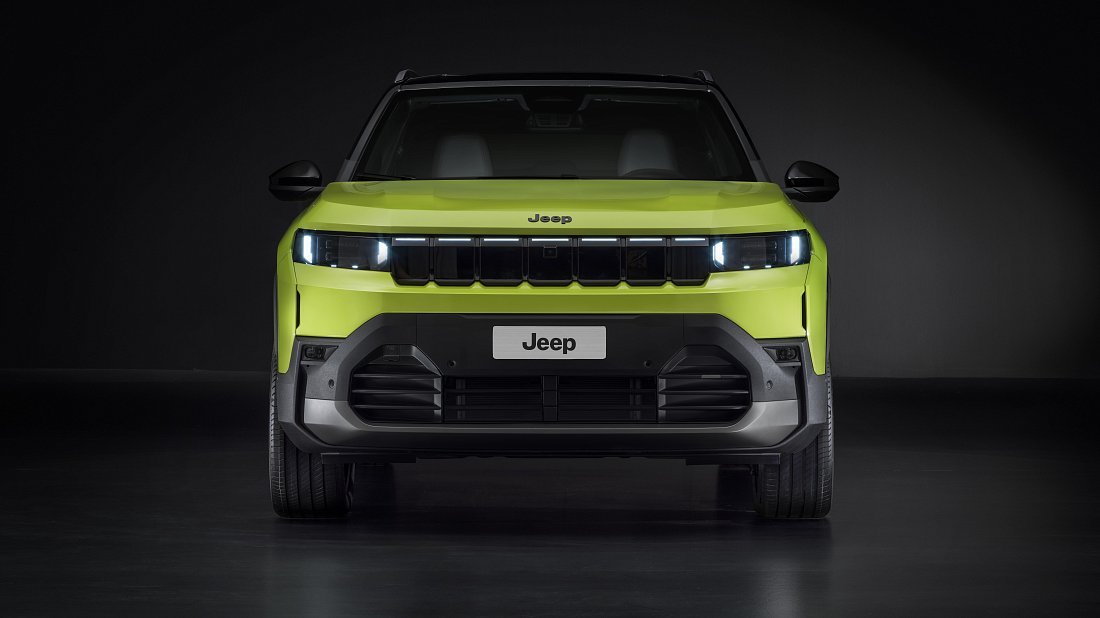 Фото Jeep Compass Electric (2025-…) вид спереди