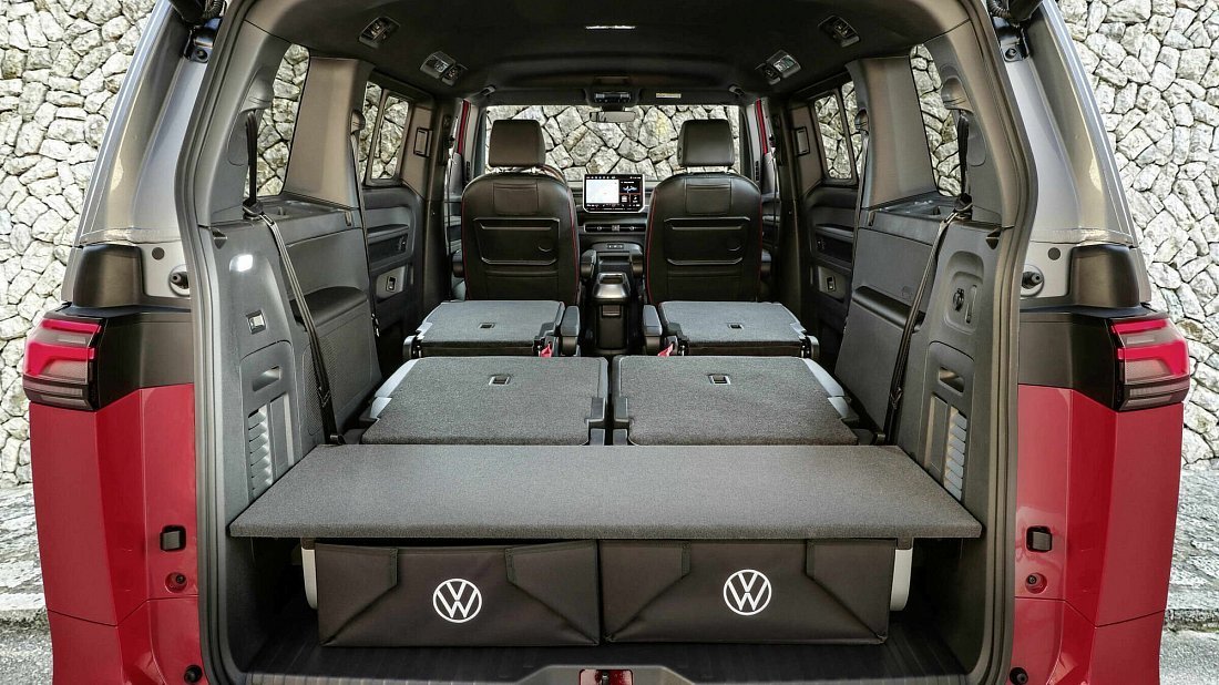 Volkswagen ID.Buzz Long GTX (2024-…) багажник, увеличенный объем, сиденья сложены, максимальный объем, максимальный груз, максимальная вместимость, максимальное пространство для хранения
