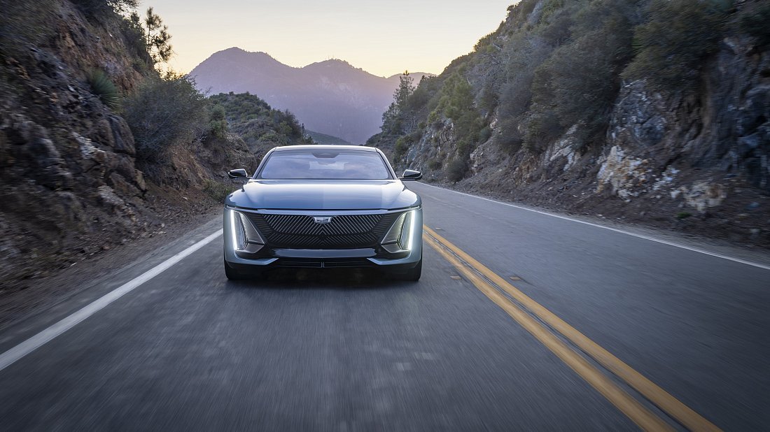 Cadillac Celestiq (2024-…) передняя часть, решетка радиатора, фары, бампер, экстерьер