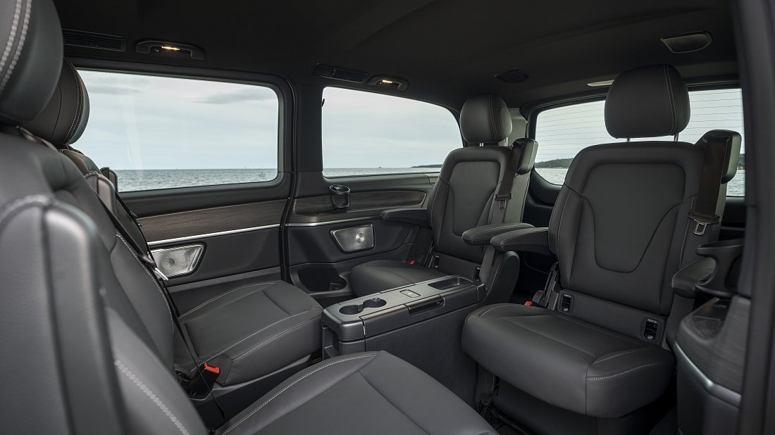 Фото Mercedes EQV 250 Extra Long (2024-...) задние и пассажирские сиденья