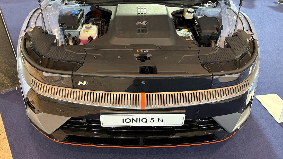 Hyundai Ioniq 5 N (2023-…) передний багажник (frunk), под капотом, место для хранения, груз, вместимость, дополнительное пространство