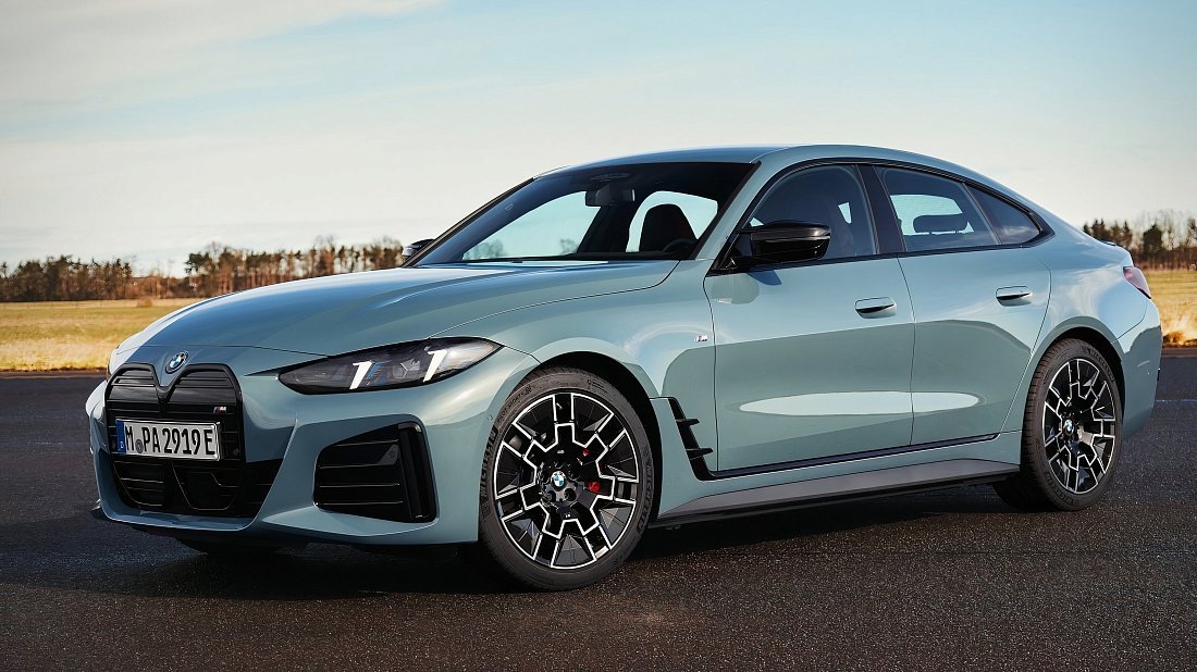 Фото BMW i4 M60 xDrive (2025-...) вид спереди, экстерьер