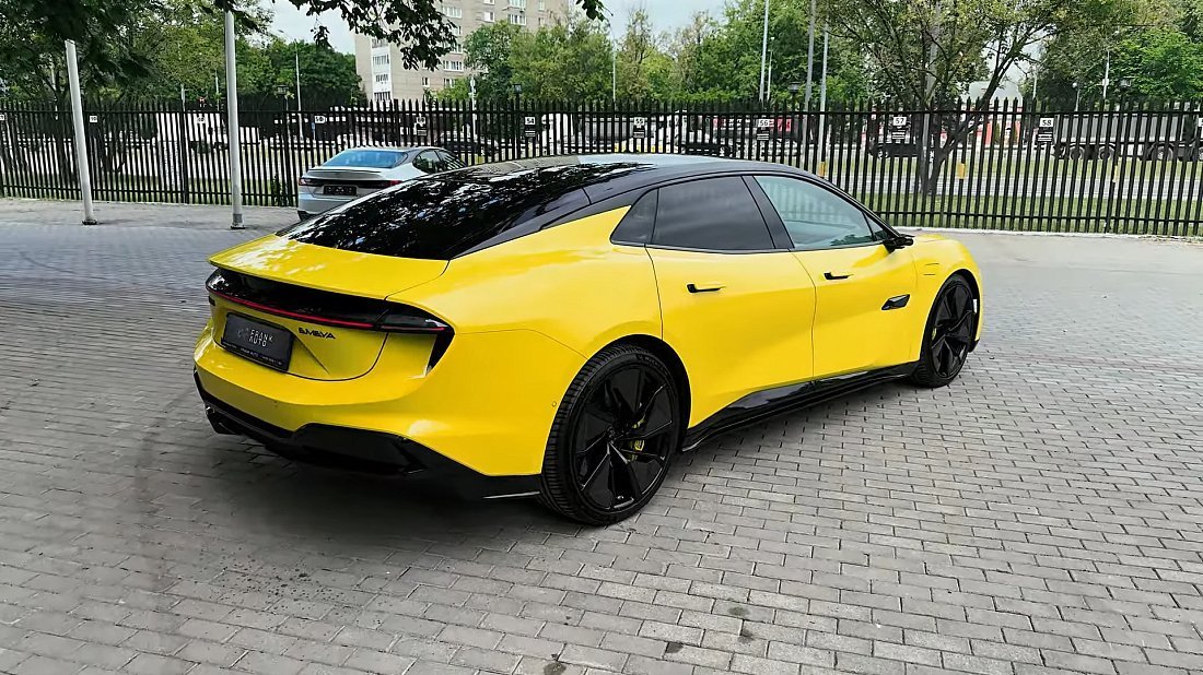 Lotus Emeya 600 (2024-...) задняя часть в три четверти, вид в три четверти, диагональ, экстерьер