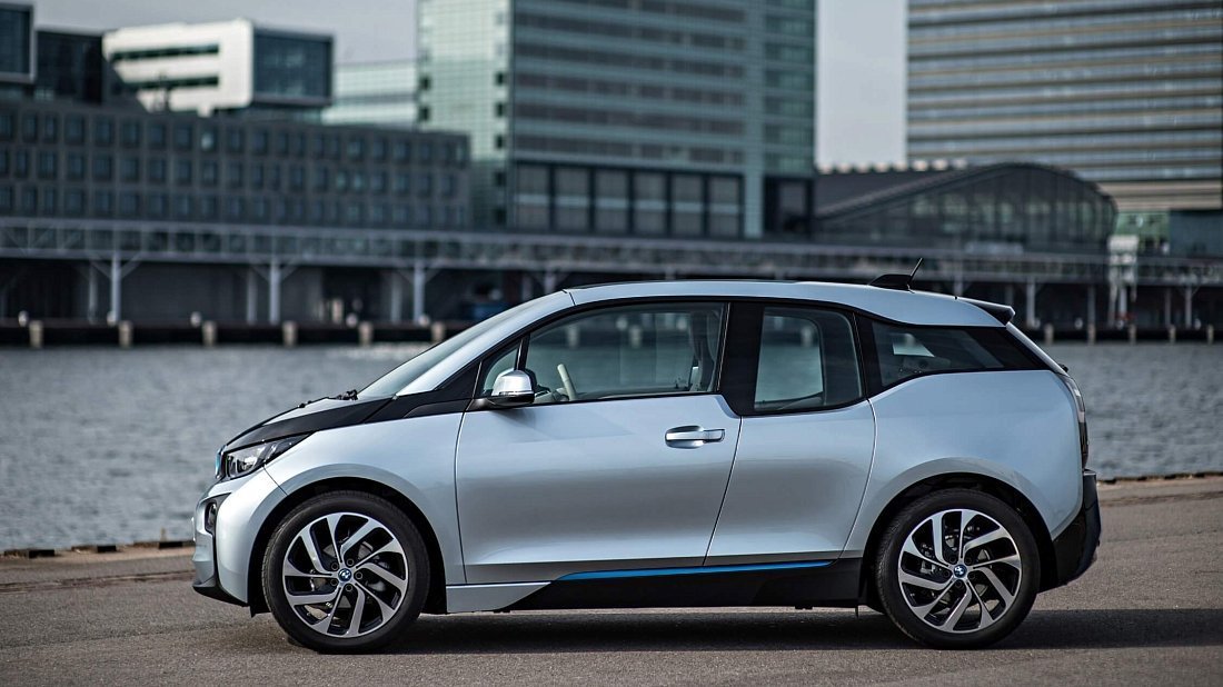 BMW i3 BEV 60 Ah (2013-2017) вид сбоку, силуэт, двери, колеса, экстерьер