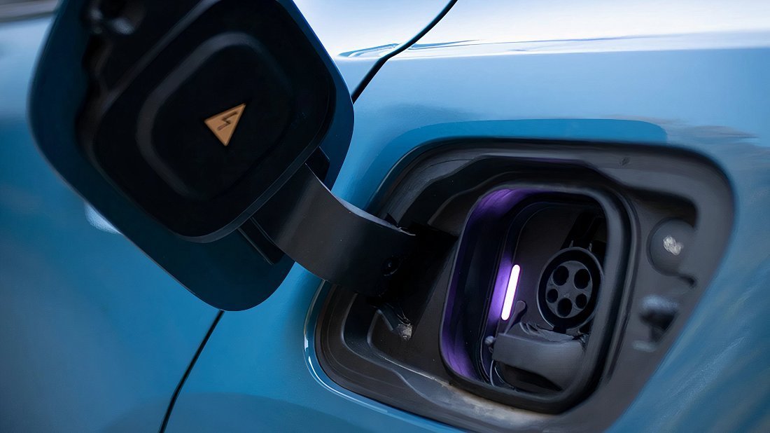 Volvo C40 Recharge (EC40) Single Motor Extended Range (2022-...) порт для зарядки (США), зарядка, разъем, штекер, коннектор