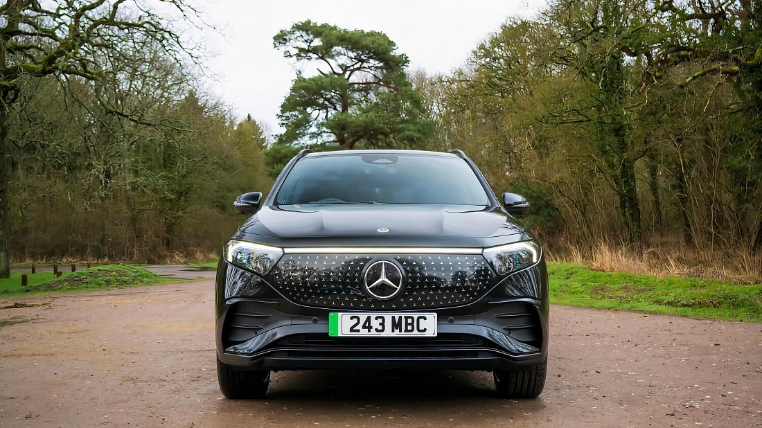Mercedes EQA 250 (2023-…) передняя часть, решетка радиатора, фары, бампер, экстерьер